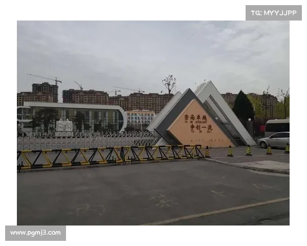 理创实验学校践行“让每个生命整全生长”理念，将曲棍球纳入课改特色项目