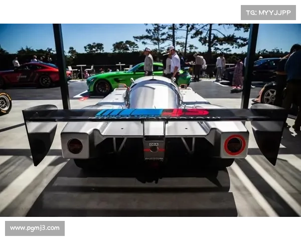 霍肯伯格卡塔尔站早期退赛，索伯赛车受损严重