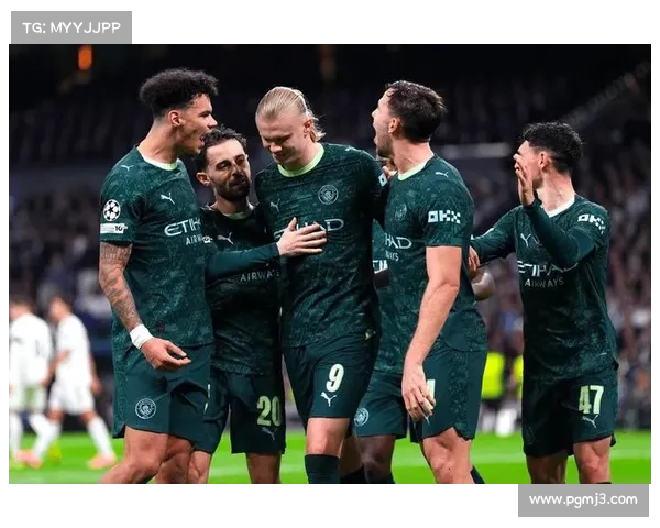 皇马球迷场外抗议裁判判罚,哈兰德点球争议持续发酵 皇马球迷场外抗议裁判判罚,哈兰德点球争议持续发酵