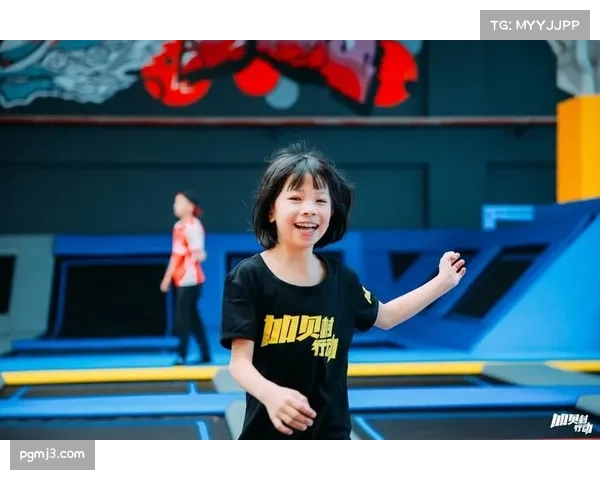 从青训营到队长袖标：通讯讲述雷恩本土后卫的成长故事